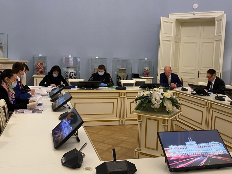 Торговать арбузами и смартфонами вместо прессы больше не разрешат