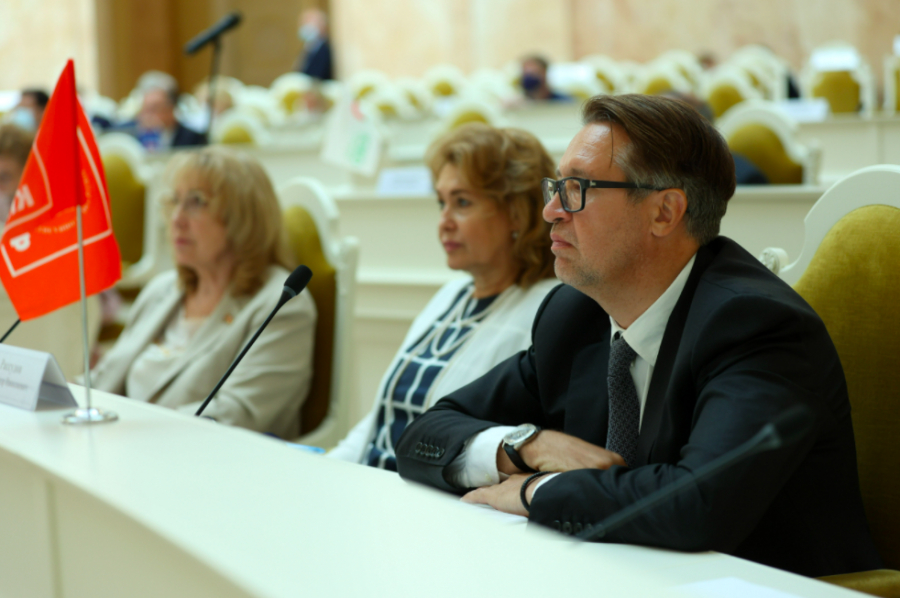 Александр Рассудов: &laquo;Очередь на проведение юридических экспертиз расписана на годы вперед, и доступа к этому центру у обычных граждан нет&raquo;