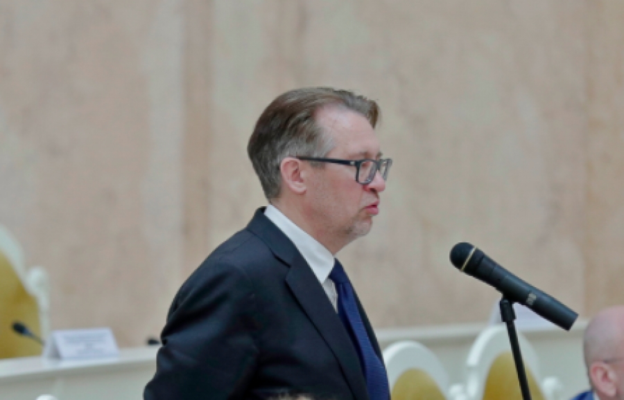Парламент Петербурга поддержал поправку Александра Рассудова в закон о выборах,  направленную на  недопустимость &laquo;реинкарнации открепительных удостоверений&raquo;